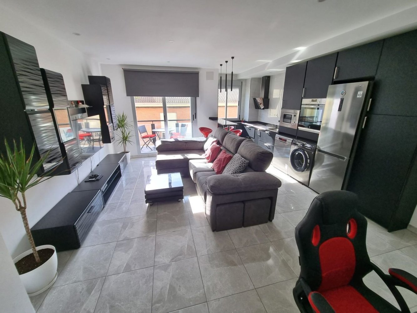 Apartamento de 2 dormitorios en Granada, Spain No. 153510