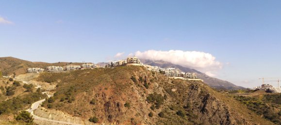  Land in La Quinta, Spain No. 148177 2