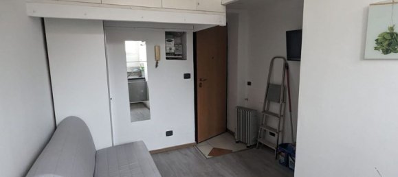 1 bedroom Apartment in Turin, Italy No. 337121 9