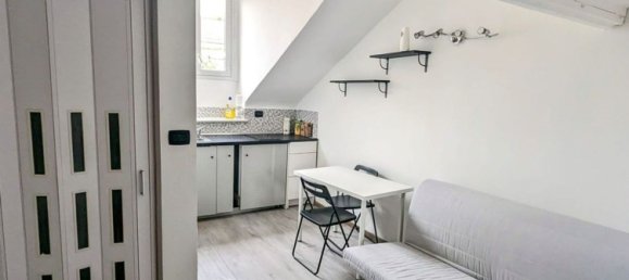 1 bedroom Apartment in Turin, Italy No. 337121 2