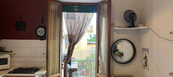 2 bedrooms Apartment in Florence, Italy No. 296566 6