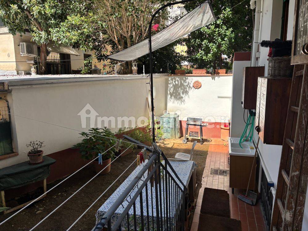 2 bedrooms Apartment in Florence, Italy No. 296566