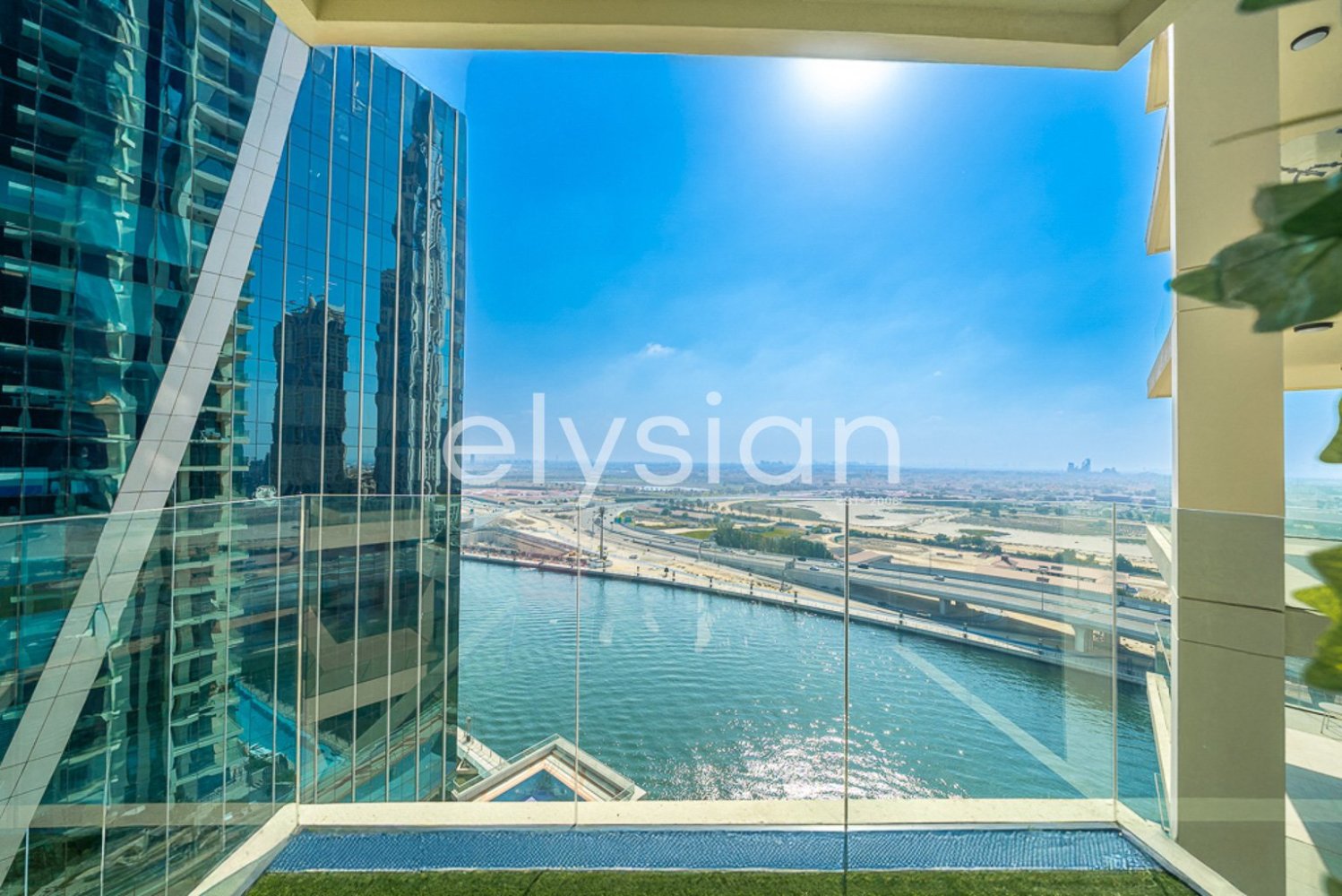 Apartamento de 2 dormitorios en Business Bay, UAE No. 96802
