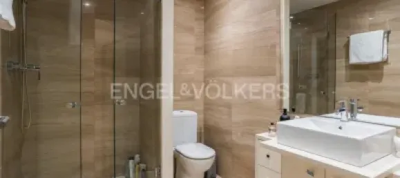 Квартира с 4 спальнями в Эшампле, Испания № 24315 15