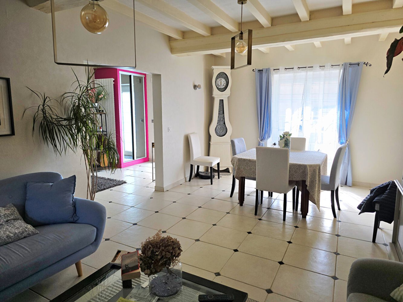 Apartamento de 3 dormitorios en Caen, France No. 351293