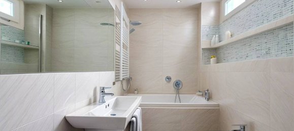 1 bedroom Apartment in Milan, Italy No. 243470 12