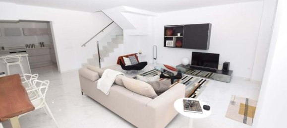 3 bedrooms Townhouse in Mijas, Spain No. 125738 8