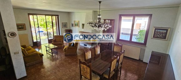 5 Schlafzimmer Villa in Castiglione delle Stiviere, Italy, Nr. 363429 2