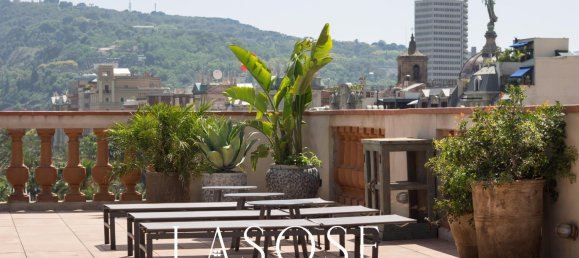 Ático de 1 dormitorio en Ciudad Vieja, Spain No. 169096 17