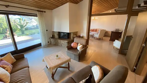 6 rooms House in Heilbronn, Germany No. 38228