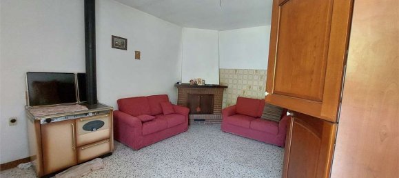 9 bedrooms House in Lisciano Niccone, Italy No. 313037 12