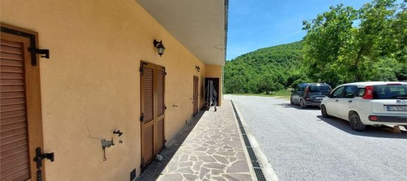 9 bedrooms House in Lisciano Niccone, Italy No. 313037 10