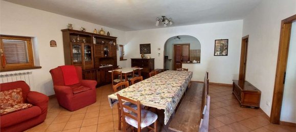 9 bedrooms House in Lisciano Niccone, Italy No. 313037 18