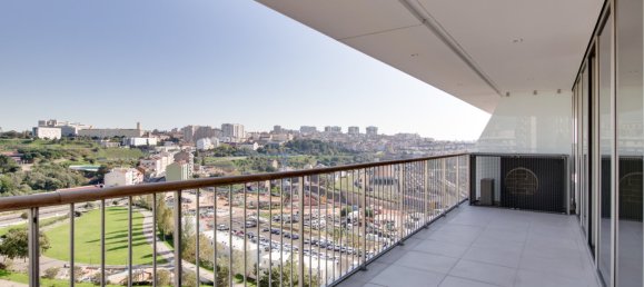 3 bedrooms Apartment in Lisbon, Portugal No. 101973 21