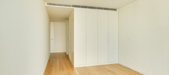 3 bedrooms Apartment in Lisbon, Portugal No. 101973 18