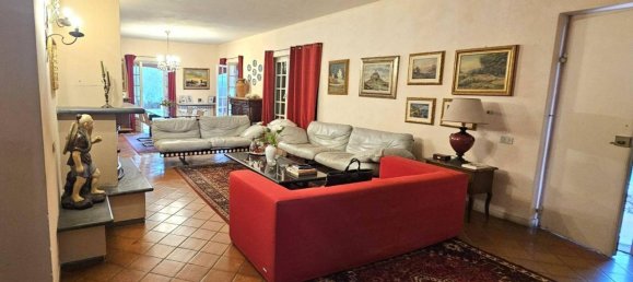 4 rooms Villa in Sarzana, Italy No. 21709 10