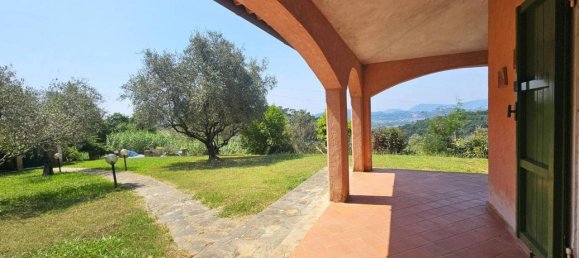 4 rooms Villa in Sarzana, Italy No. 21709 4