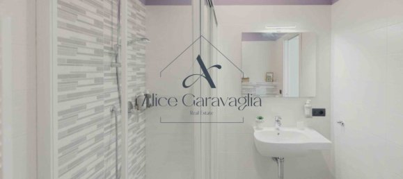 2 bedrooms Apartment in Varese, Italy No. 1646 40