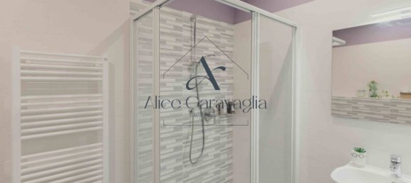 2 bedrooms Apartment in Varese, Italy No. 1646 42