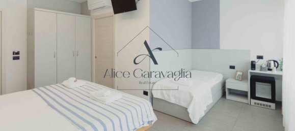2 bedrooms Apartment in Varese, Italy No. 1646 37