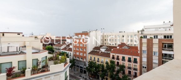4 bedrooms Penthouse in Madrid, Spain No. 157899 5