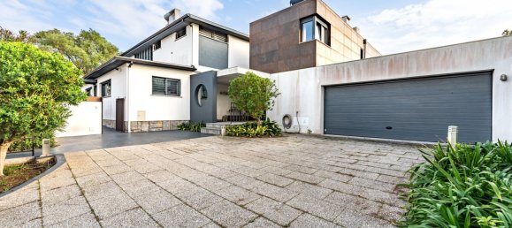 4 bedrooms Villa in Cascais, Portugal No. 46065 39