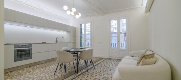 2 bedrooms House in Ciutat Vella, Spain No. 161681 22