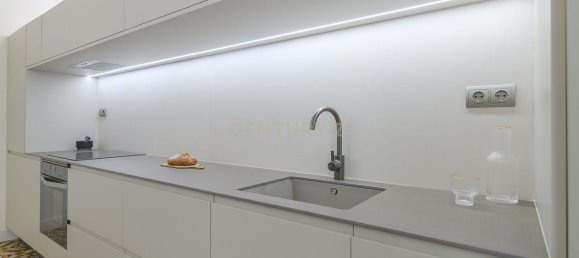 2 bedrooms House in Ciutat Vella, Spain No. 161681 13