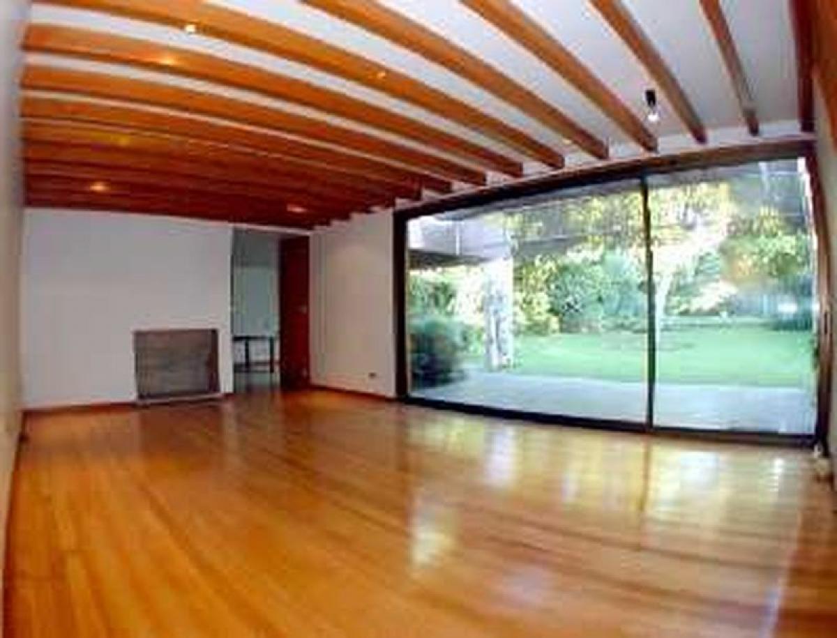 3 bedrooms House in Santiago, Chile No. 2301