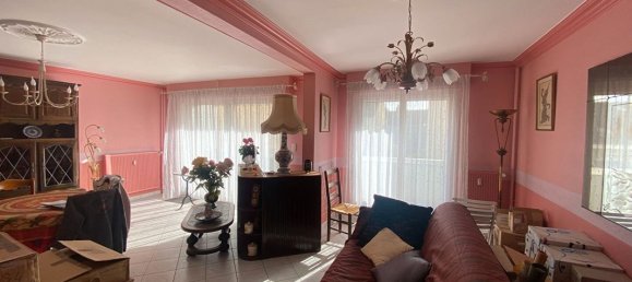 Apartamento de 3 dormitorios en Chateauroux, France No. 91935 4