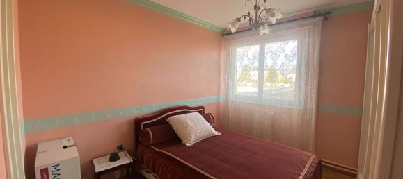 Apartamento de 3 dormitorios en Chateauroux, France No. 91935 3