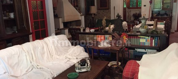 4 bedrooms Villa in Stazzema, Italy No. 85357 8