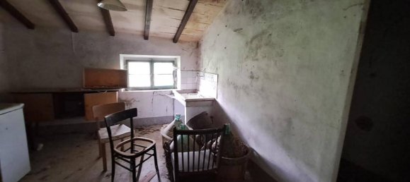 7 rooms House in Vaglia, Italy No. 66074 8