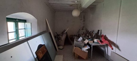 7 rooms House in Vaglia, Italy No. 66074 9