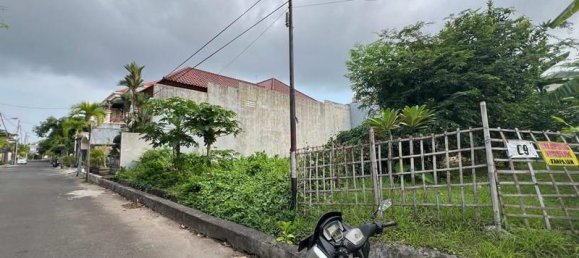 Terreno en Denpasar, Indonesia 420 m² No. 3918 3