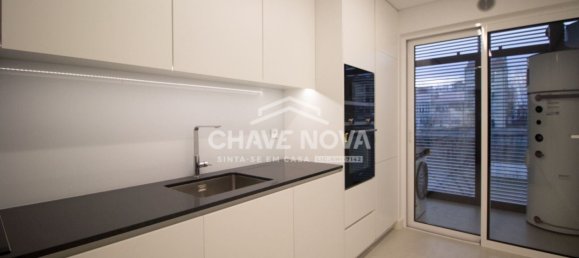 3 bedrooms Apartment in Matosinhos, Portugal No. 160400 12