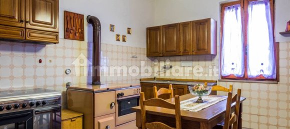 3 Schlafzimmer Wohnung in Abbadia San Salvatore, Italy, Nr. 116702 6