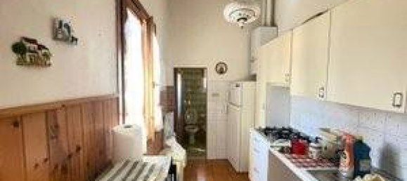 2 bedrooms Apartment in Florence, Italy No. 328812 7
