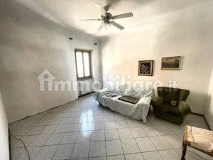 2 bedrooms Apartment in Florence, Italy No. 328812