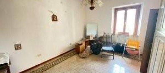 2 bedrooms Apartment in Florence, Italy No. 328812 3