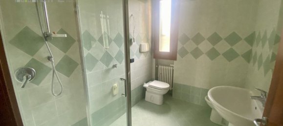 2 bedrooms Apartment in Malo, Italy No. 339640 11
