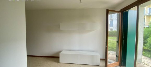 2 bedrooms Apartment in Malo, Italy No. 339640 5