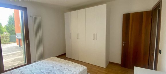 2 bedrooms Apartment in Malo, Italy No. 339640 8