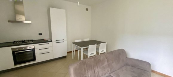 2 bedrooms Apartment in Malo, Italy No. 339640 2
