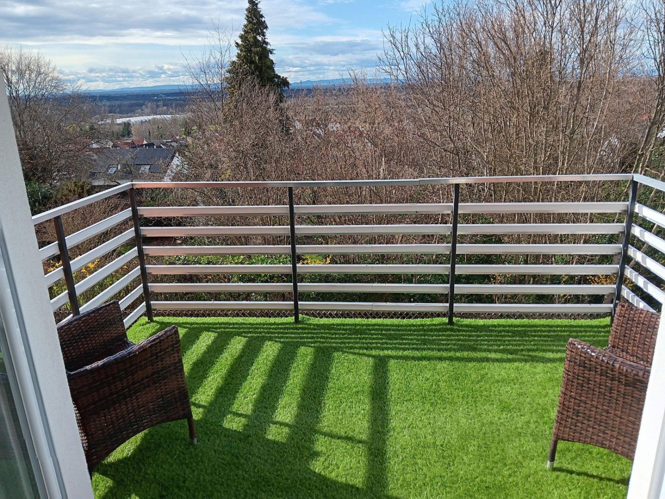 3-Zimmer Doppelhaus in Baden-Württemberg, Germany, Nr. 8808