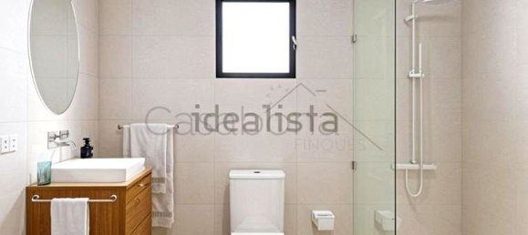Apartamento de 3 dormitorios en Barcelona, Spain No. 176650 12