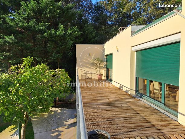 4 غرف نوم منزل في Ougney-Douvot, France رقم 301418