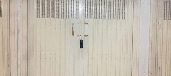 Garage in Milan, Italy 14m², Nr. 242476 2