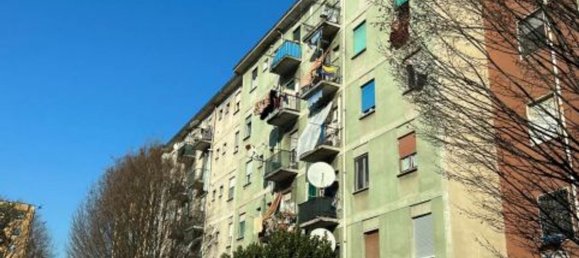 2-salle Appartement à Pioltello, Italy No. 227348 19