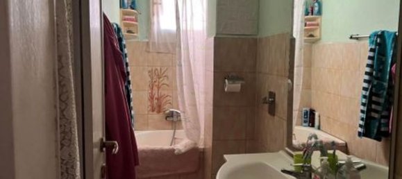 2-salle Appartement à Pioltello, Italy No. 227348 14